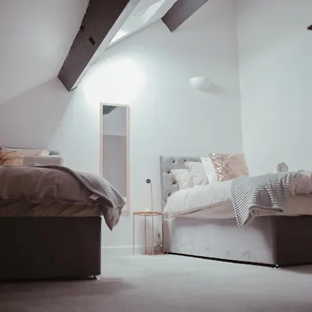 Bv Luxury Penthouse Conditioning House