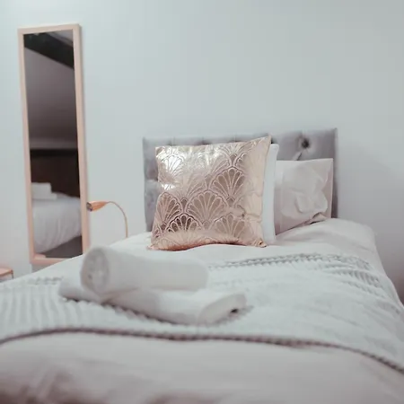 Διαμέρισμα Bv Luxury Penthouse Conditioning House *