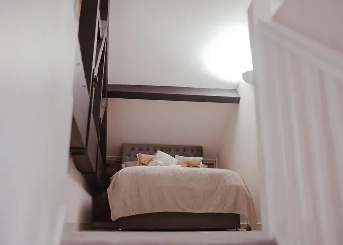 Bv Luxury Penthouse Conditioning House *