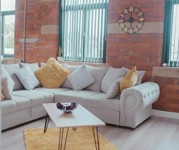 Bv Luxury Penthouse Conditioning House * 布雷得佛